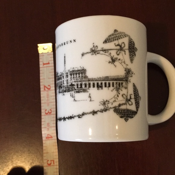 Schloss Schönbrunn porcelain mug - Picture 4 of 8